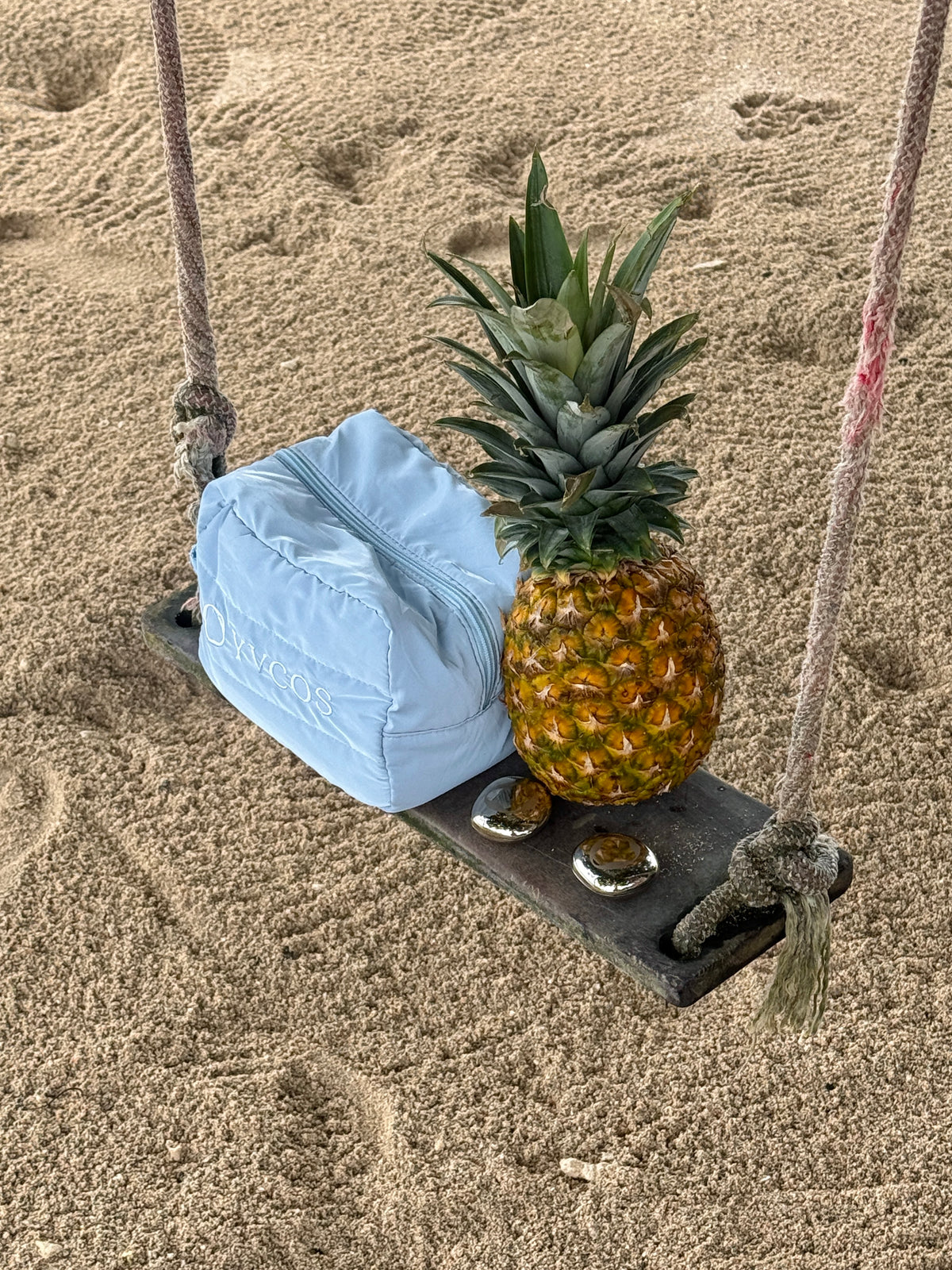 Yv Pouch