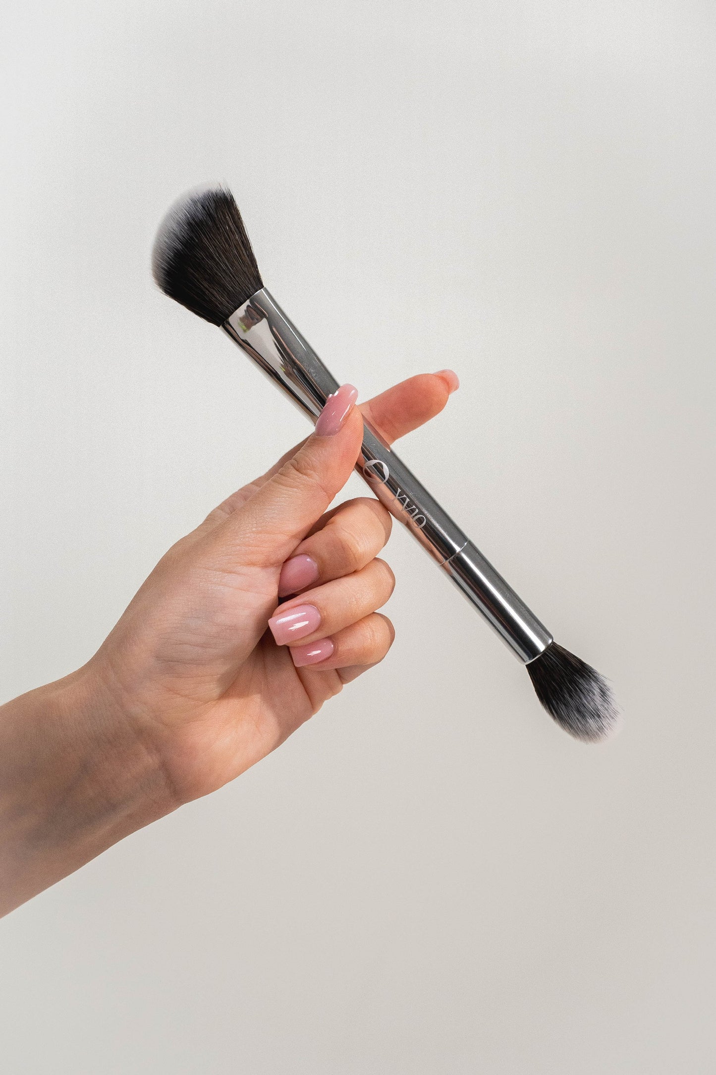 YV10 Brush