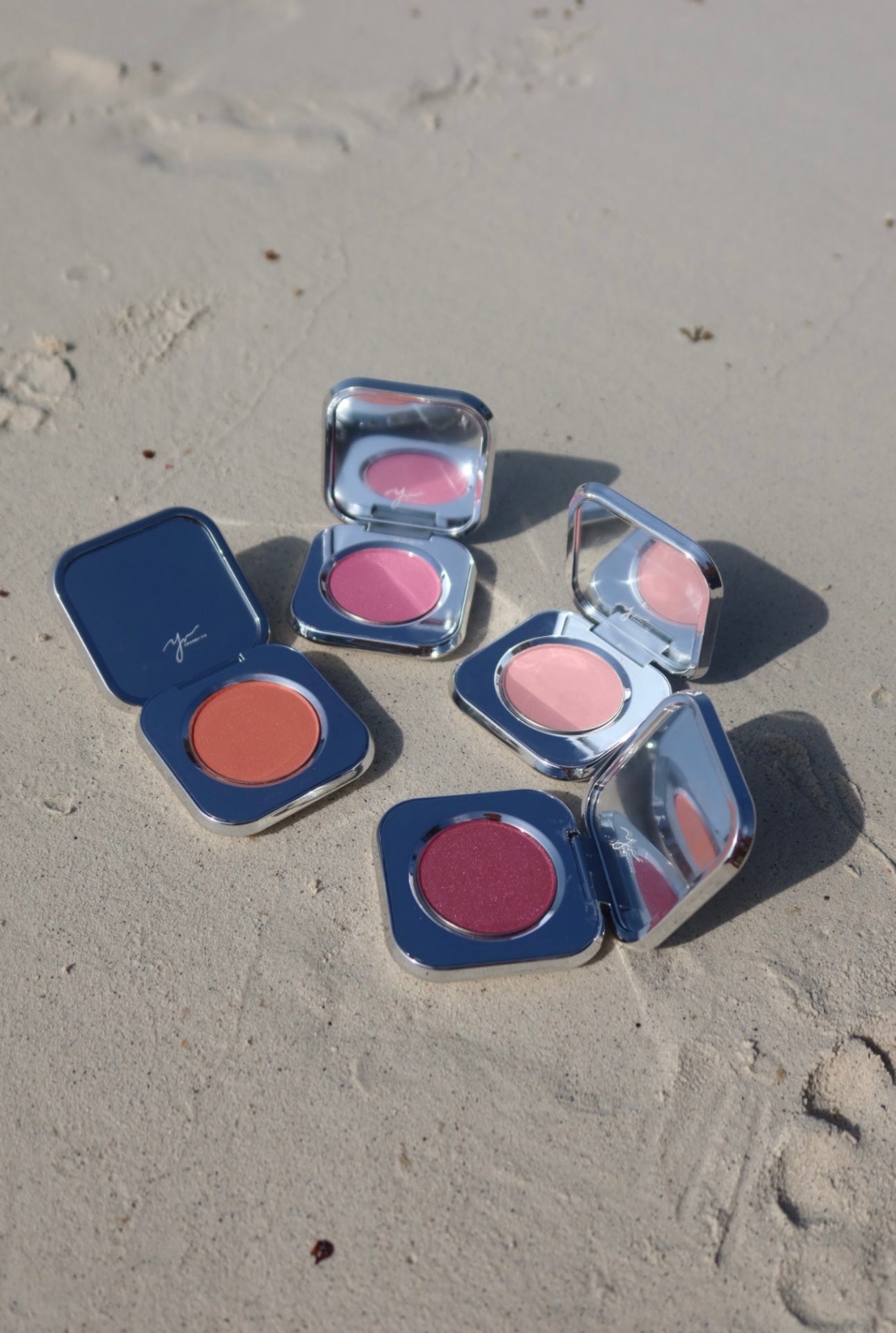 YVCOS - Maquillaje Premium Panamá | Glow Champagne & Stardus