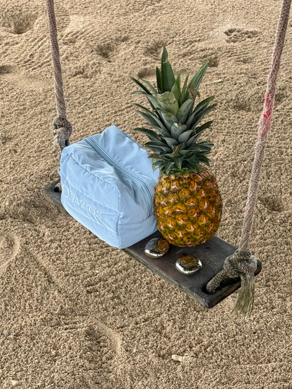Yv Pouch